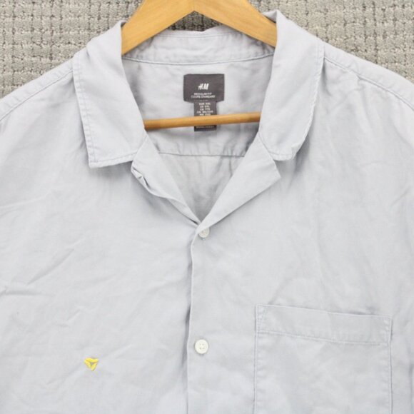 H&M Shirt Mens 2XL Light Blue Button Down Short Sleeve Casual Collared Regular - Picture 5 of 9